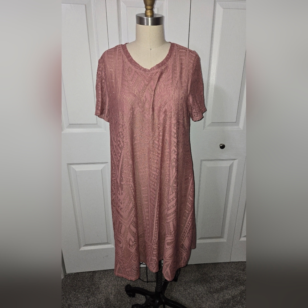 Pink Mauve Lace Short Sleeve Dress, Size Medium, Like New Condition
